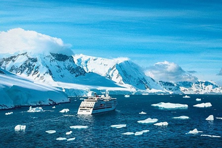 Expeditions Schiffe - Expeditions Reisen