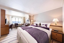 MS EUROPA Suite mit Panoramafenster