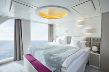 HANSEATIC Inspiration Grand Suite Schlafzimmer