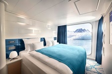 HANSEATIC spirit Junior Suite Schlafzimmer